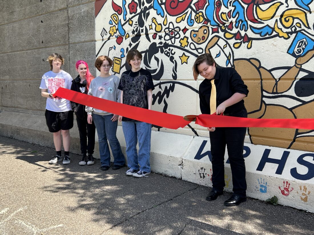 Wheeling Park High School Students Unveil New Mural At Heritage Port ...
